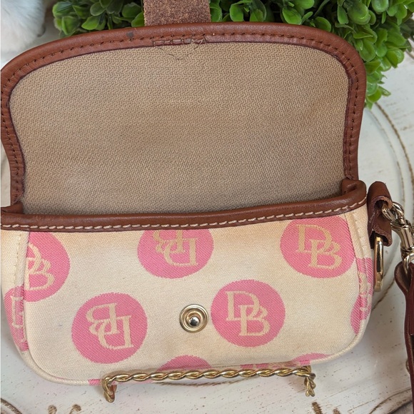Dooney & Bourke Pink and Tan Clutch - Picture 3 of 11
